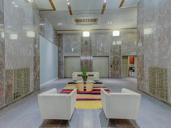 365 Bridge Street image 8 of 21