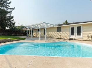 1811 W 11th Ave, Kennewick, WA 99337