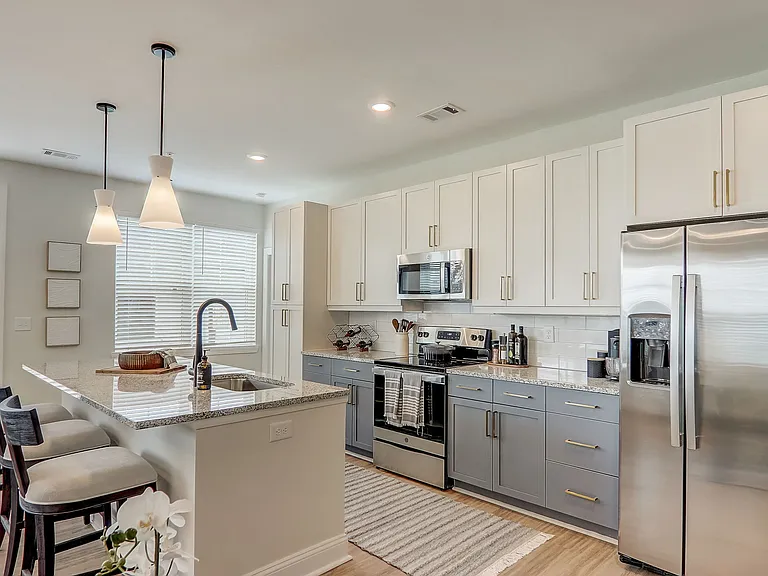 Birch Hill Apartments — Photo 38