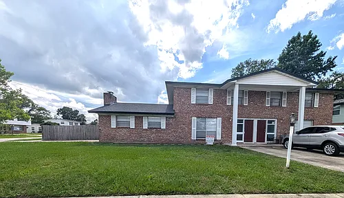 6036 Bizier Rd Photo 1