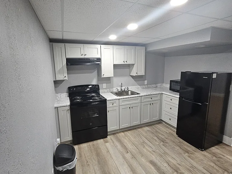 2710 Cansler Dr — Photo 26