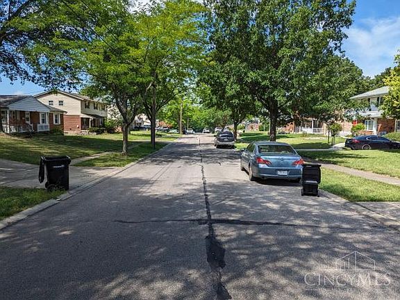 4th image of 2334 Whitewood Ln