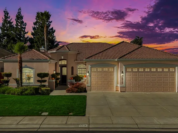 1015 Gladiola Ln, Manteca, CA 95336