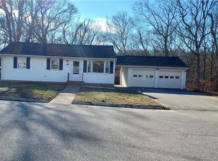 142 Harley St, Coventry, RI 02816