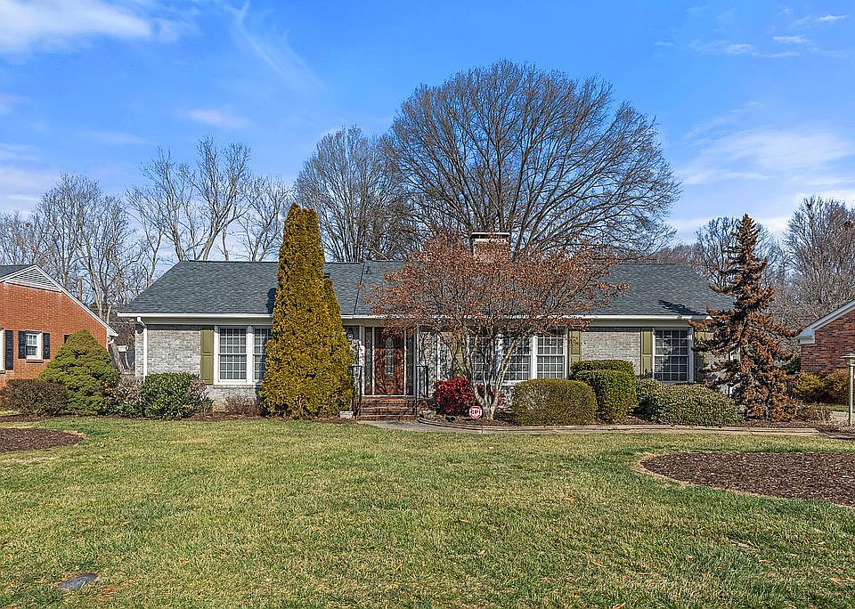 1st image of 2806 Northampton Dr