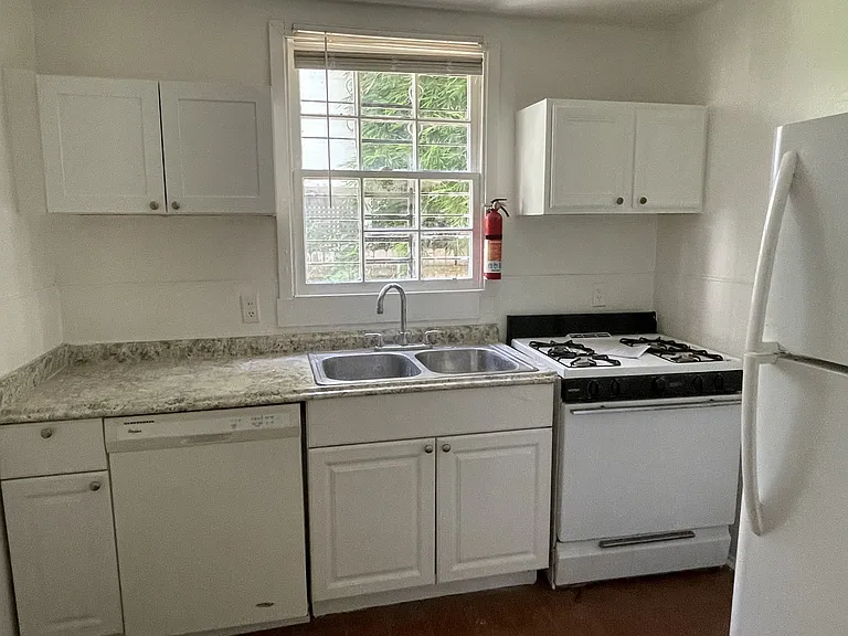 4316 Baronne St — Photo 34