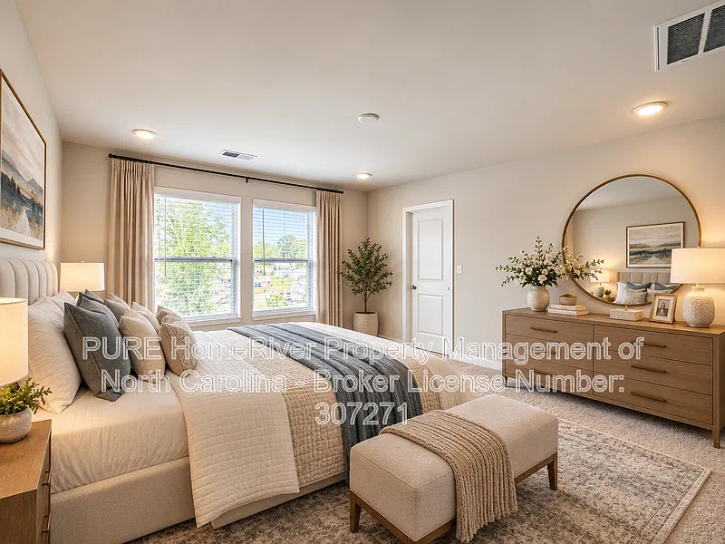 4 bed, 2.5 bath, 1889 sqft, $2,230 — Photo 3