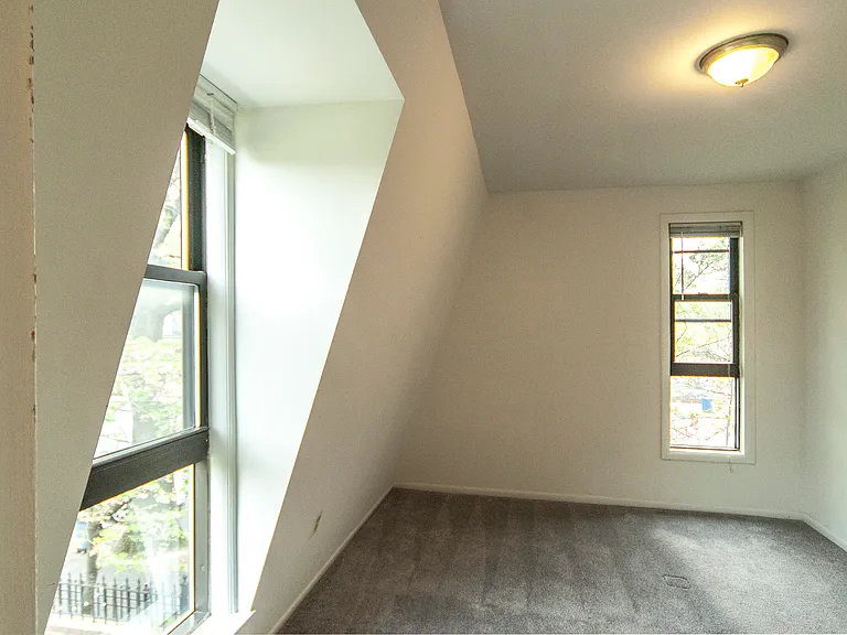 1346 S St NW — Photo 7