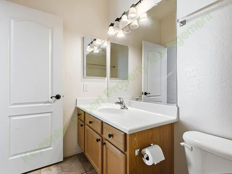 3829 E Packard Dr — Photo 14