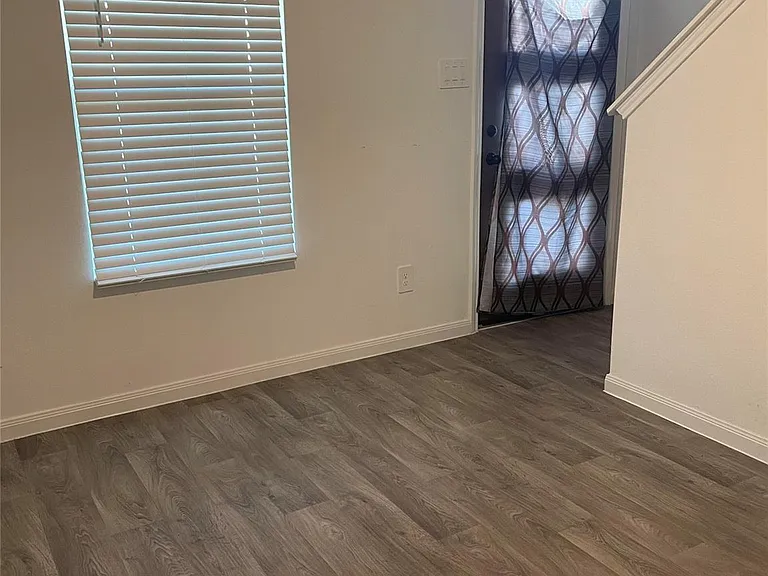 9718 Marie Village Ct — Photo 2