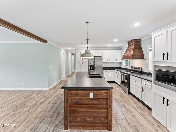 5th image of 2839 Wayland Rd