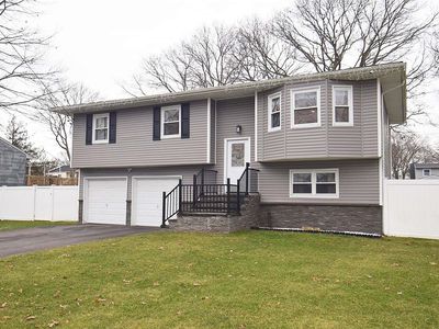 181 Avenue A, Holbrook, NY, 11741