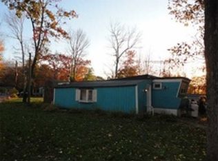 5 Davis Dr, Glocester, RI 02814