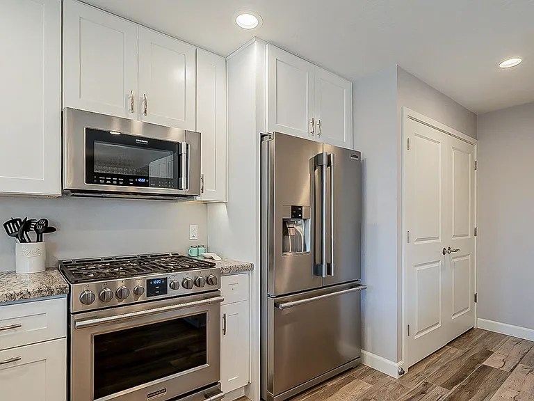 7639 E Montecito Ave — Photo 3