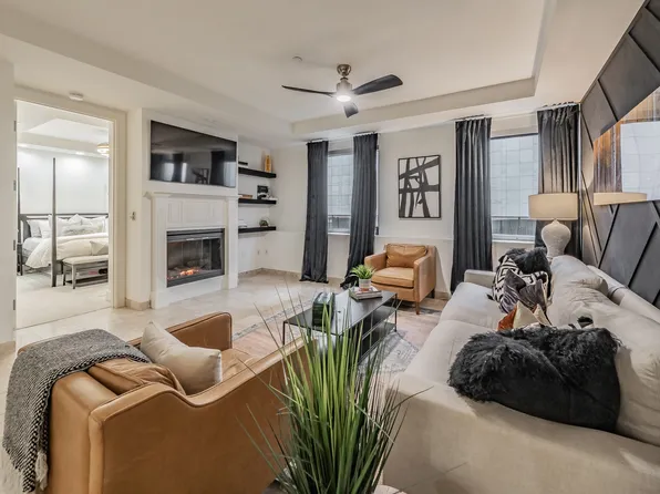 1505 Elm St APT 404, Dallas, TX 75201