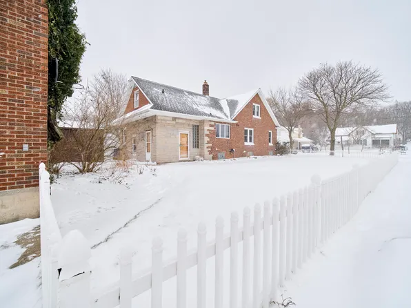 1303 Manistee St, Manistee, MI 49660