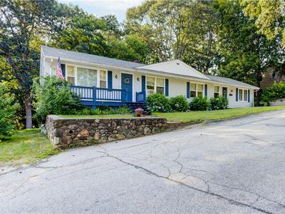 11 Golden Blvd, North Smithfield, RI, 02896