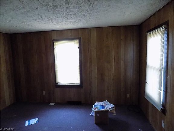 4th image of 1702 W 21st St