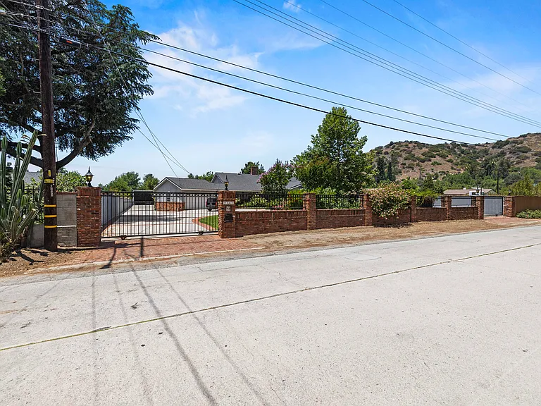 9141 Wheatland Ave — Photo 63