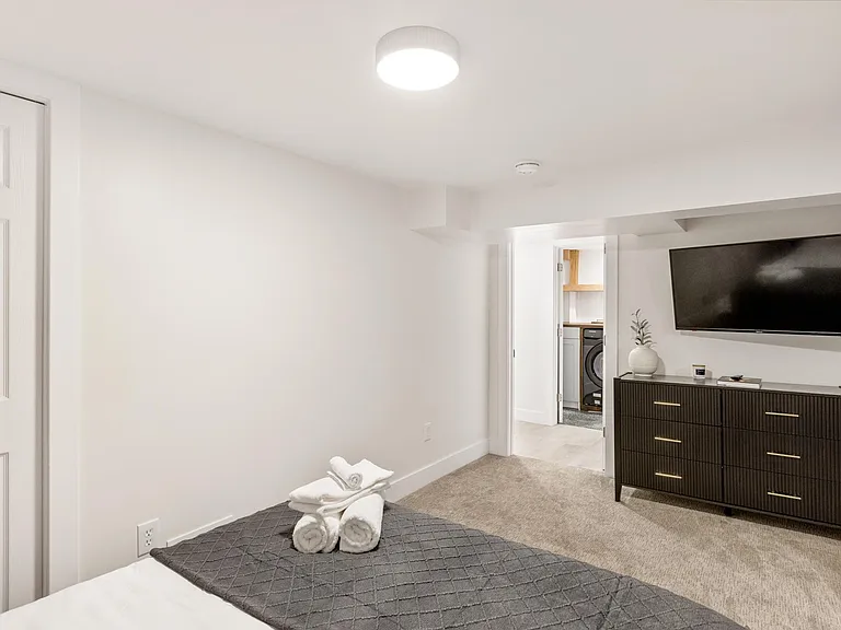 23630 Condon St — Photo 37