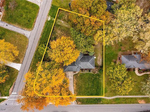 2nd image of 37224 Carleen Ave