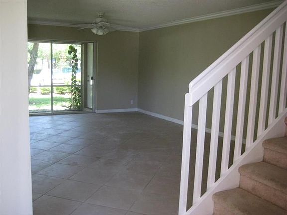 5th image of 4779 Pinemore Ln