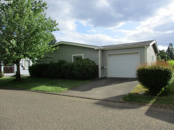 1111 SE 3rd Ave Unit 26, Canby, OR 97013