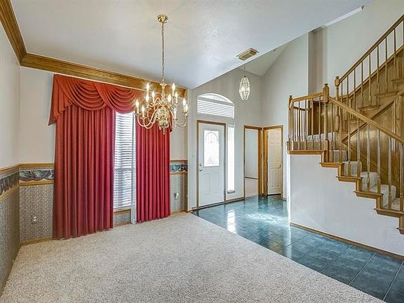 5th image of 1220 Oakwood Ct