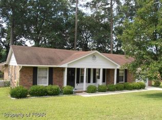 1829 Eichelberger Dr, Fayetteville, NC 28303
