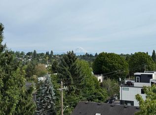 113 24th Ave E, Seattle, WA 98112
