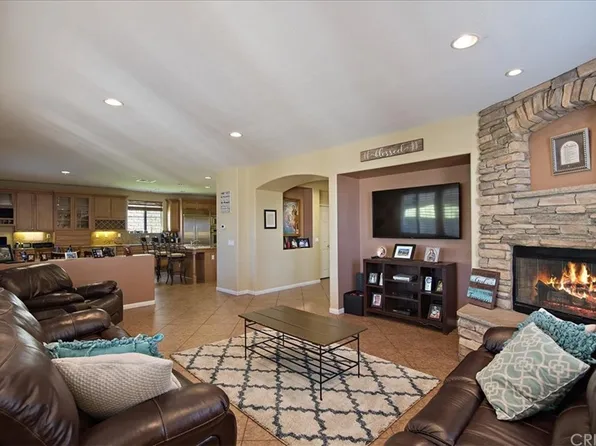 28017 Eddie Ln, Santa Clarita, CA 91350