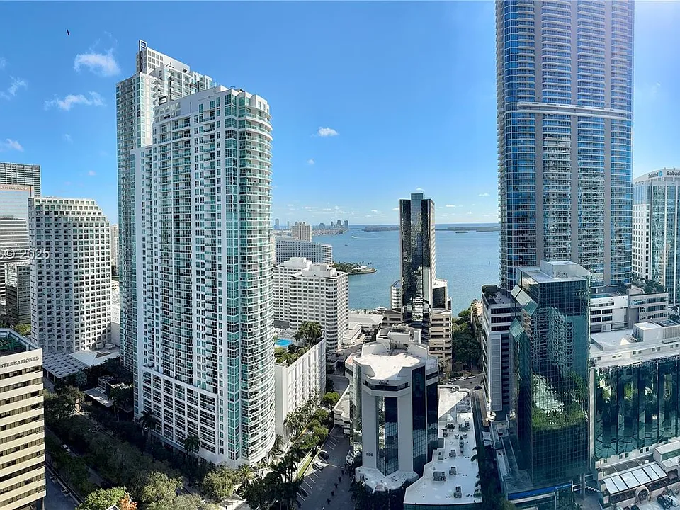 1010 Brickell Ave #451