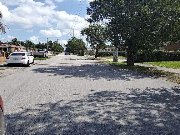 5th image of 3505 NW 167th St