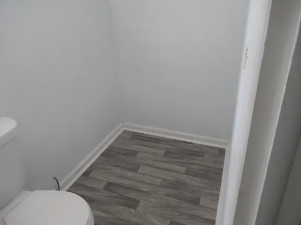 11901 Wayland Ave, Cleveland, OH 44111