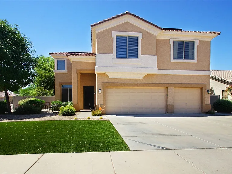 239 W Desert Ave — Photo 22