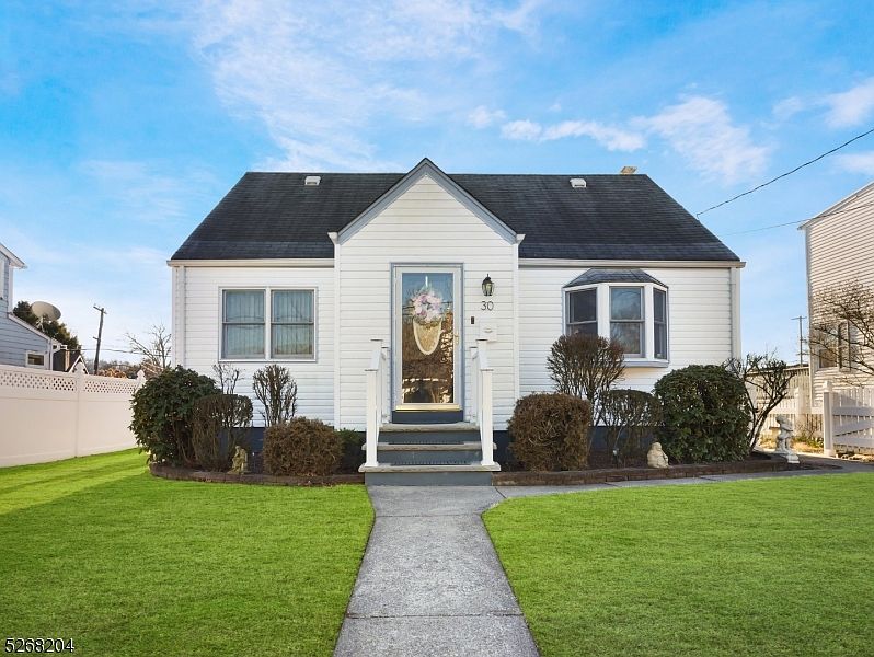 30 Schuyler Ave, Pompton Lakes, NJ 07442 Zillow