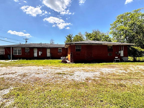 4th image of 906 W Landry St
