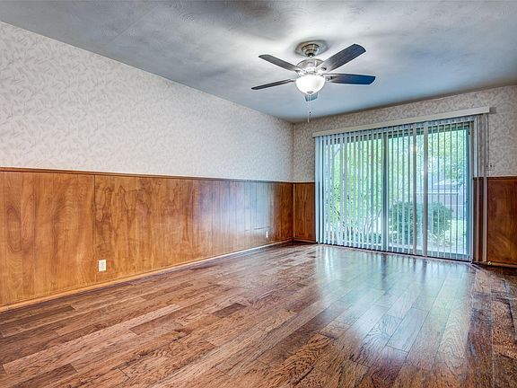 2nd image of 3222 Latham Dr