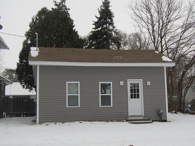 1st image of 317 E Williams St