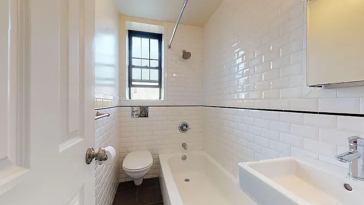 Rented by Bond New York | media 11