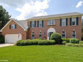 982 Lockwood Ln, Batavia, IL 60510