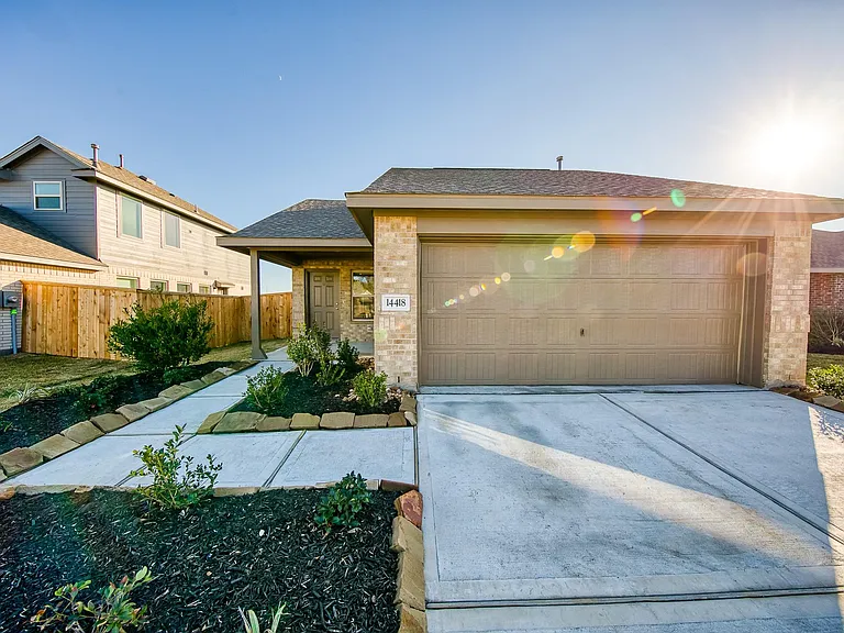 14418 Woodcott Warren Way — Photo 6