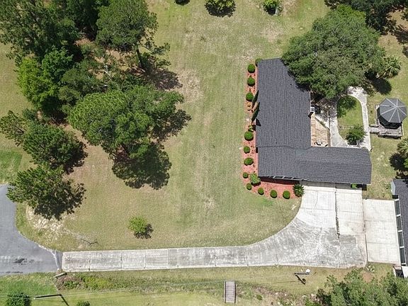 2nd image of 373 Phelps Rd