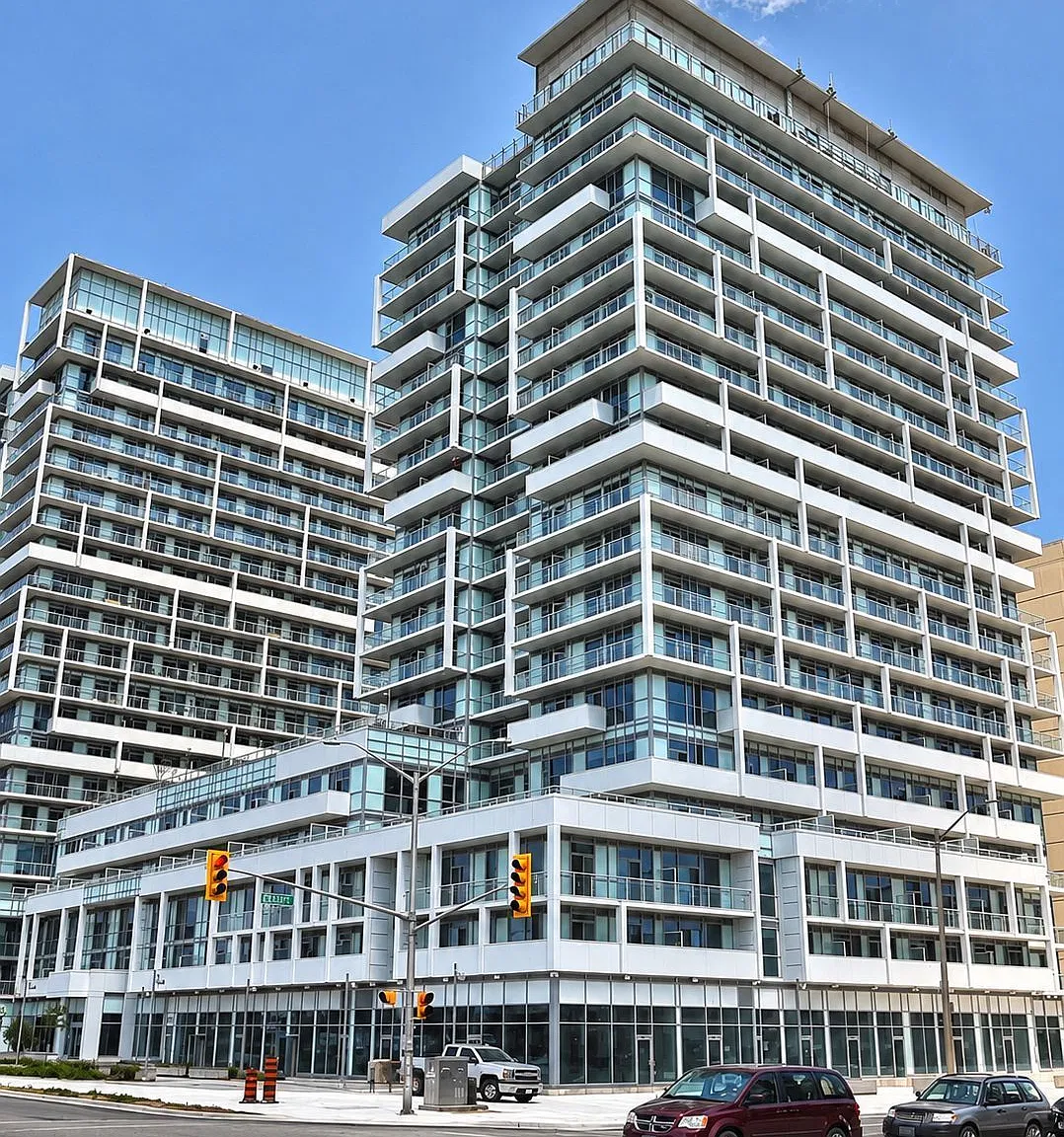 2 bed, $3,200 — Photo 2