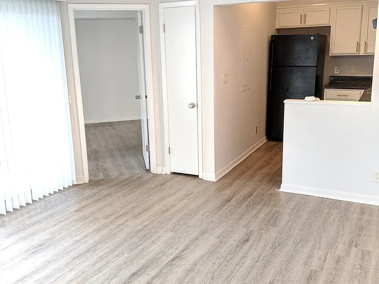 900 19th Ave S #207 — Photo 3
