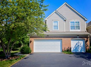 1446 Doolittle Ln, Grayslake, IL 60030