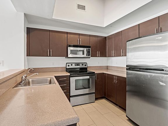 3rd image of 455 NE 25th Street #PH 907