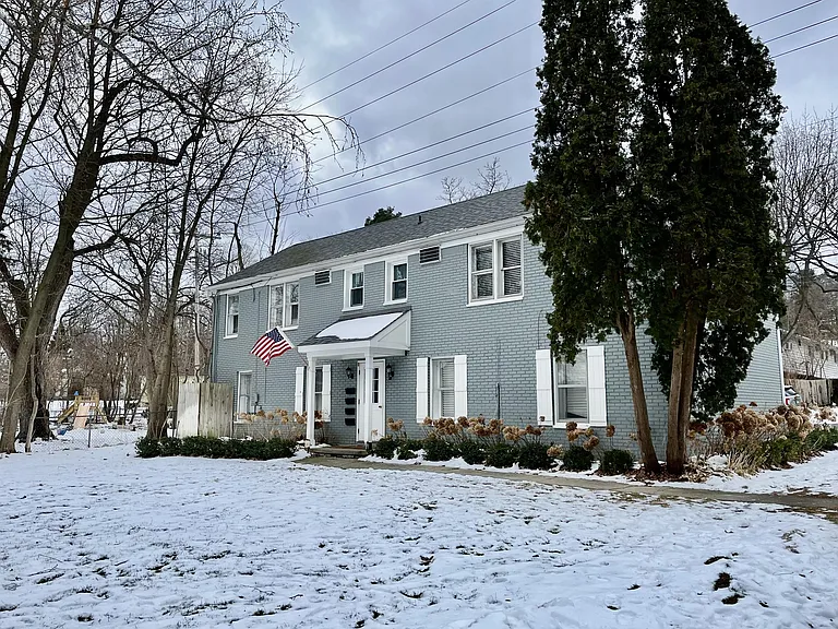 62 Madison St #2 — Photo 13
