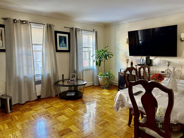 312 Washington St APT 3-4