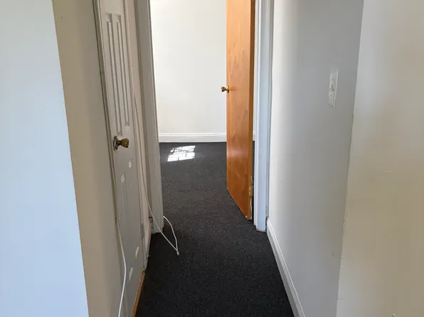 Chester Lynne Apartments